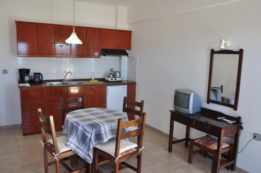 Flamingo Apartments Paleocastro Esterno foto